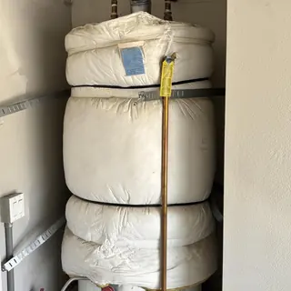 75-gallon natural gas water heater with insulation jacket