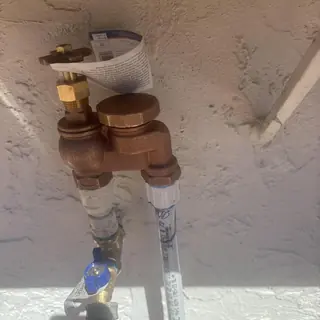 Pool anti-siphon valve with new brass fittings